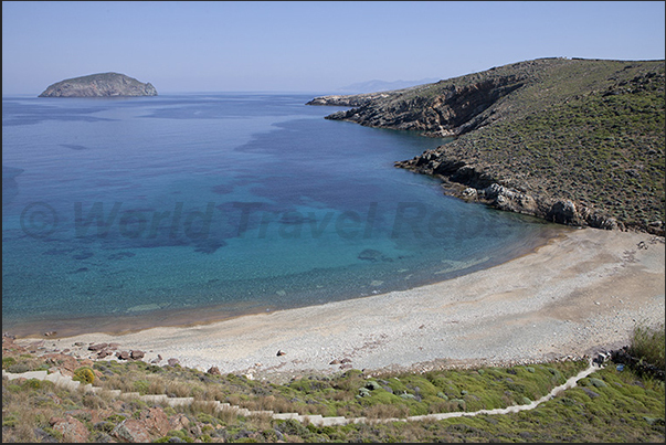 East Coast. The beach of Lia bay with the island of Vous