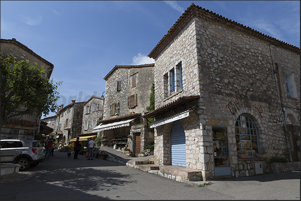 Rue Principale, entrance to the village on the north side Rue Principale, entrance to the village on the north side