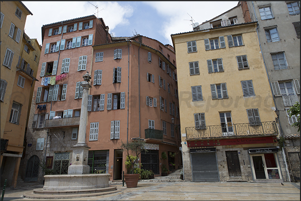 Aux Herbes square Aux Herbes square