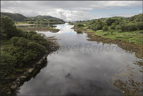 The channel that separates the Scottish coast with the island of Clachan The channel that separates the Scottish coast with the island of Clachan