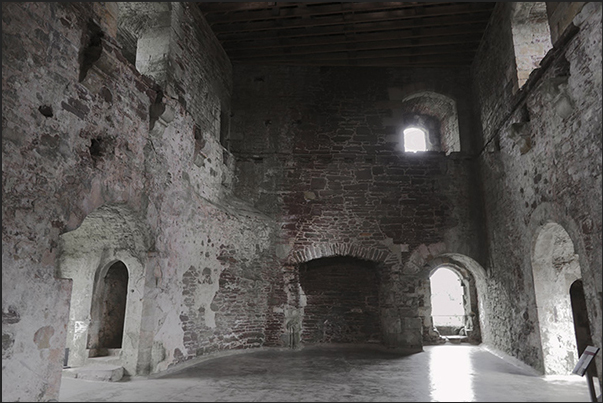 Ancient reception room of the lords visiting Doune Castle Ancient reception room of the lords visiting Doune Castle