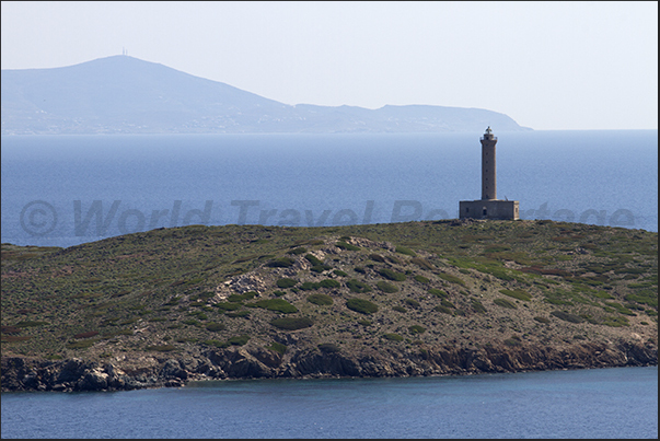 Lighthouse on Didimi island marking the entrance to Ermoupoli port Lighthouse on Didimi island marking the entrance to Ermoupoli port