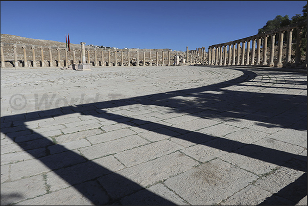 The large oval square with the colonnade The large oval square with the colonnade