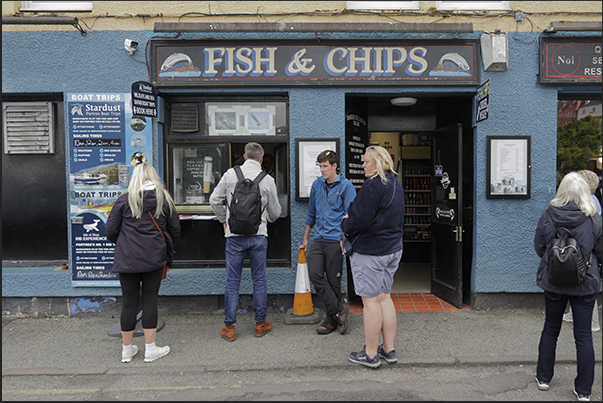 Portree fishing village on the east coast of the island. Shops, bars and restaurants on the seafront Portree fishing village on the east coast of the island. Shops, bars and restaurants on the seafront