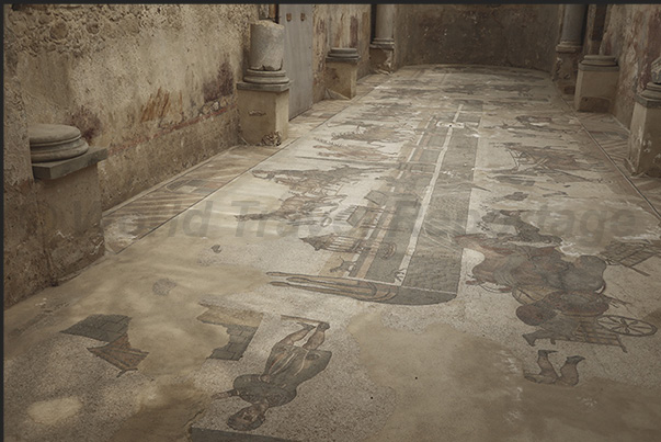 Entrance hall to the baths called Edicola di Venere