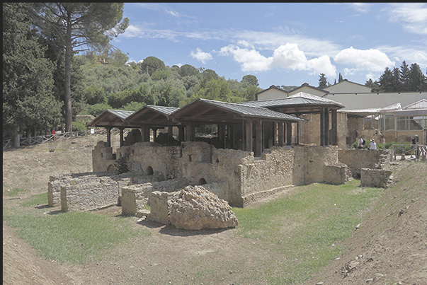 Area of the bathrooms and latrines where guests stopped before entering the villa