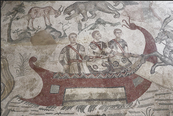 Corridor of the Great Hunt, transport of hunted animals on board a boat