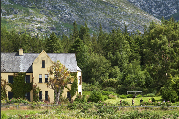Lough Inagh Lodge, near Recess. The school where lectures are held for fly fishing, a type of fishing practiced in this part of Ireland Lough Inagh Lodge, near Recess. The school where lectures are held for fly fishing, a type of fishing practiced in this part of Ireland