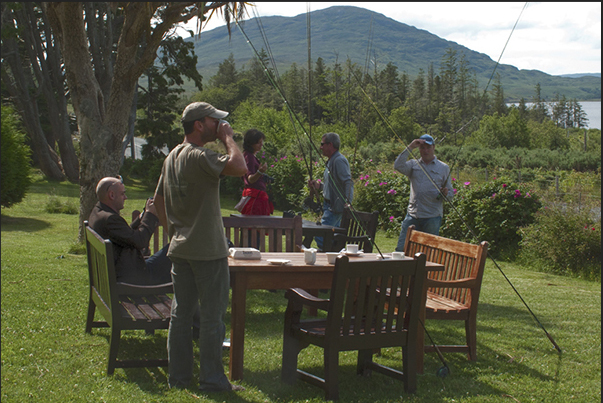Lough Inagh Lodge, near Recess. Tea time during the lessons of fishing Lough Inagh Lodge, near Recess. Tea time during the lessons of fishing