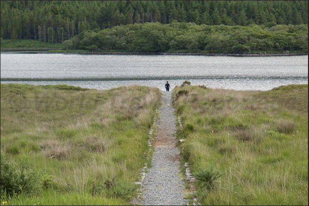Lough Inagh Lodge, near Recess. The lake to fishing trouts and salmons. Lough Inagh Lodge, near Recess. The lake to fishing trouts and salmons.