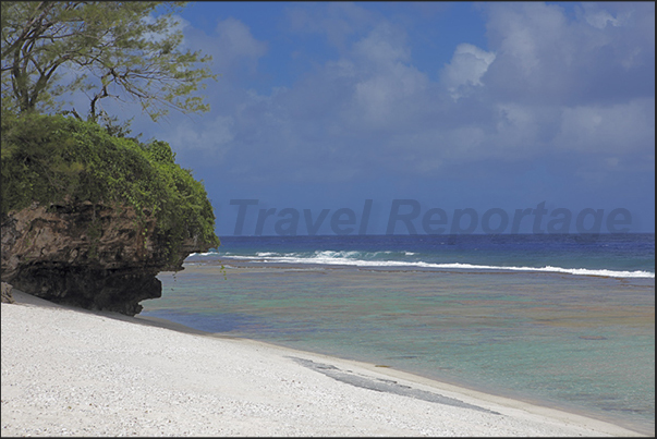 Deserted beaches of white sand, typical of the south-west coast Deserted beaches of white sand, typical of the south-west coast