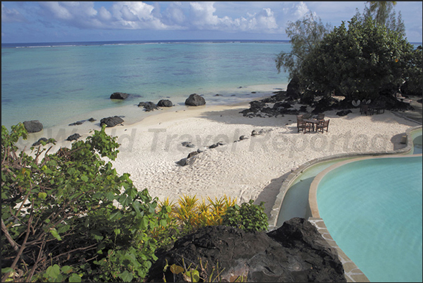 Beach and relax, these are the main reasons for a holiday on the island Beach and relax, these are the main reasons for a holiday on the island