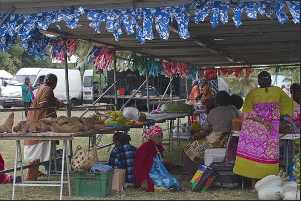The market of Roh during the Wajuyu Festival The market of Roh during the Wajuyu Festival