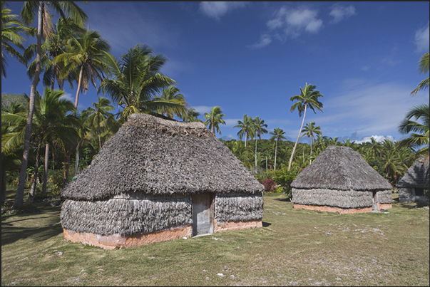 Some houses in the resort village of Roh