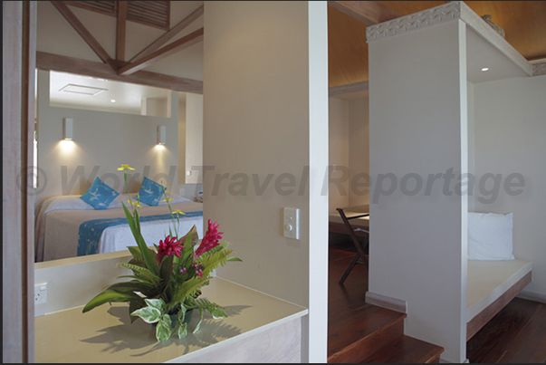 The hotels, such as for example the Pacific Resort, are built with natural materials and with furniture simple but functional The hotels, such as for example the Pacific Resort, are built with natural materials and with furniture simple but functional