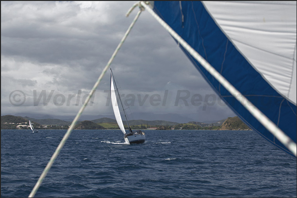 Navigating in the large lagoon in front of Noumea Navigating in the large lagoon in front of Noumea