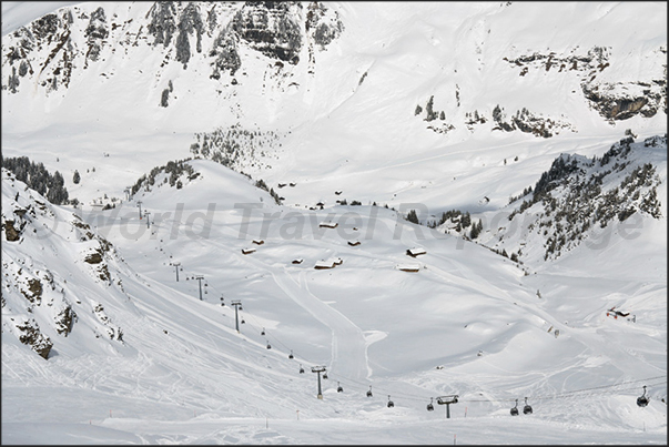 The ski slopes in the mountains above the town of Meiringen The ski slopes in the mountains above the town of Meiringen