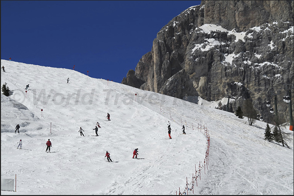 The slopes that connect the Sella Pass with Pordoi Pass The slopes that connect the Sella Pass with Pordoi Pass