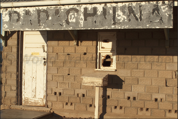 The old rail station of Parachilna