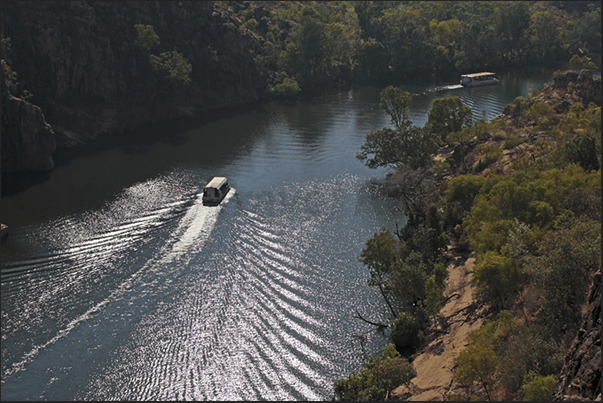 Katherine Gorge (Nitmiluk National Park). Rocky canyon with river cruises Katherine Gorge (Nitmiluk National Park). Rocky canyon with river cruises