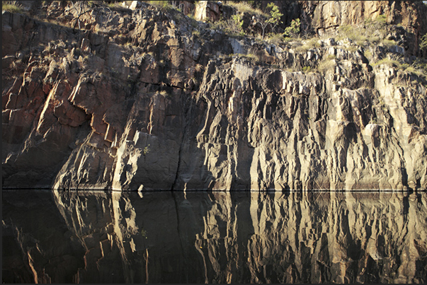 Katherine Gorge in Nitmiluk National Park. The rocky cliff along the river