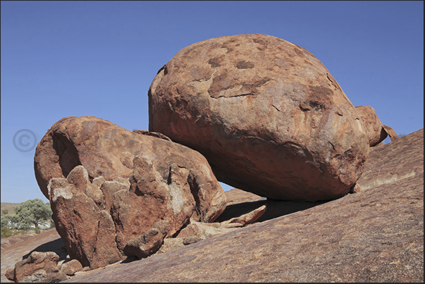 Devil Marbles Conservation Reserve