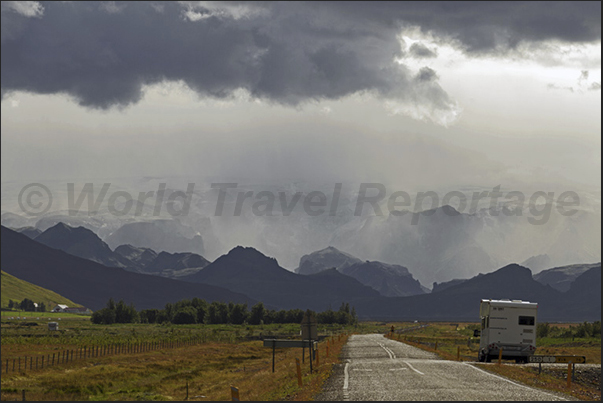 The road to Tindfjoll Glacier