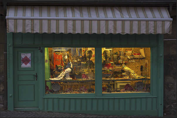 Craft shop in downtown Lausanne Craft shop in downtown Lausanne