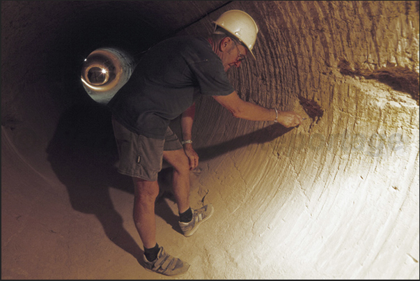 Coober Pedy. The opals mines