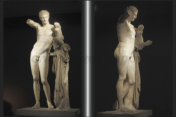 Archaeological Museum of Olympia. Hermes of Prassitele, the most famous statue in the museum Archaeological Museum of Olympia. Hermes of Prassitele, the most famous statue in the museum