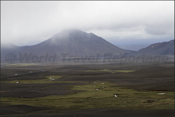 The Dimmifjallgarorr plateau, crossed by National 1 that from the southeast coast through the island to the north coast The Dimmifjallgarorr plateau, crossed by National 1 that from the southeast coast through the island to the north coast