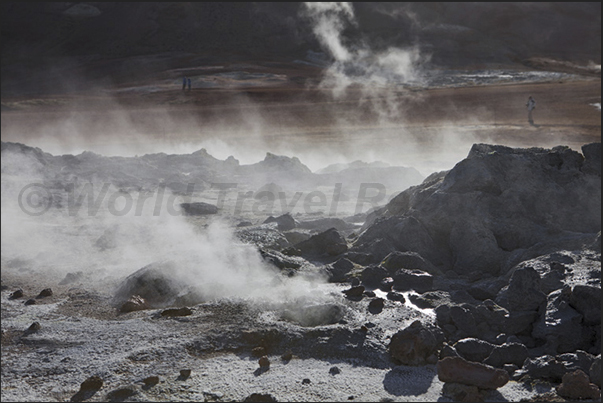 The area of fumaroles and warm waters of Namafjall The area of fumaroles and warm waters of Namafjall