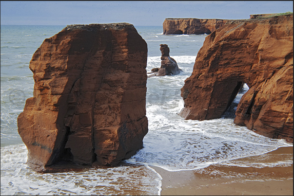 The red cliff of Cap aux Meules Island