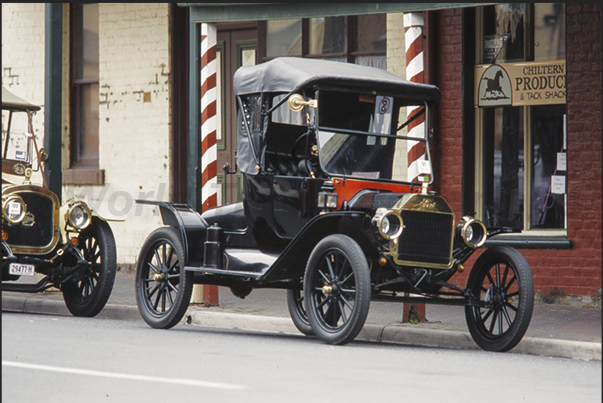 Rally of classic cars in the town of Wangaratta