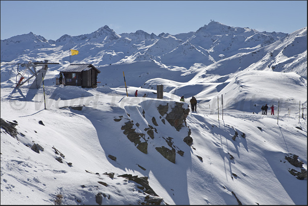 Les Menuires. Arrival of the Lac Noir chairlift Les Menuires. Arrival of the Lac Noir chairlift