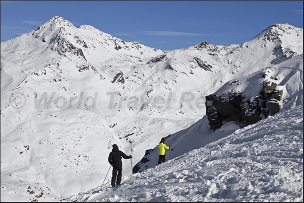 Descend to the valley of Meribell Mottaret