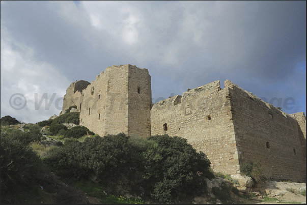Medieval Castle of Kritinia in Agios Pavlos (western coast) Medieval Castle of Kritinia in Agios Pavlos (western coast)