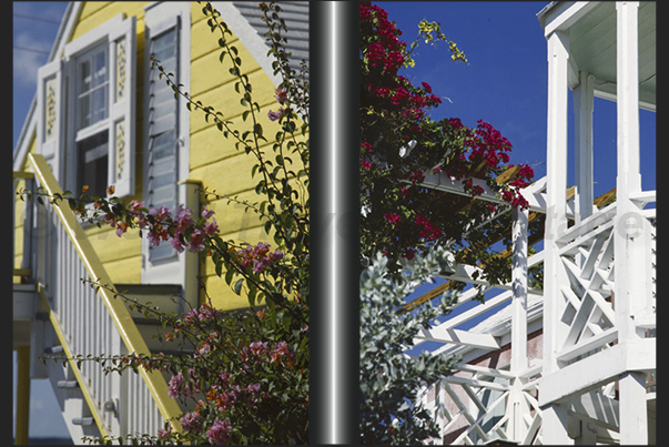 In Rock Sound, the largest village on the island, crafts, shops and services for those who want to spend some time in the town In Rock Sound, the largest village on the island, crafts, shops and services for those who want to spend some time in the town