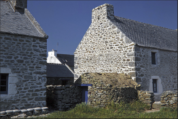 The ancient village of Niou-uella, transformed into an eco-museum