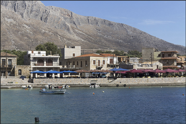 Gherolimenas. Seafront restaurants