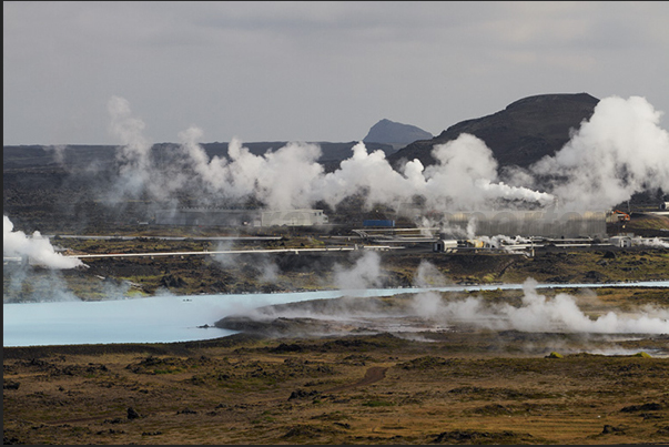 Southwestern tip. Fumaroles on the cliff near the Reykjanes lighthouse