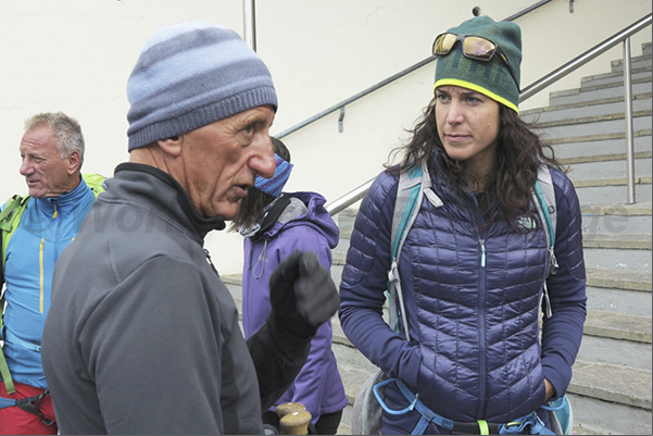 Maso Corto (2011 m). The alpine guides Robert Ciatti (left) and Tamara Lunger, expert guides on the Ötzi Tour Maso Corto (2011 m). The alpine guides Robert Ciatti (left) and Tamara Lunger, expert guides on the Ötzi Tour