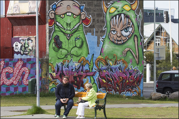 The walls of the houses of the city, are covered with murals by the most various subjects The walls of the houses of the city, are covered with murals by the most various subjects