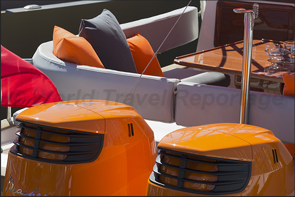 This year, new and very bright colors, decorating the large and small boats on display at Boat Show This year, new and very bright colors, decorating the large and small boats on display at Boat Show