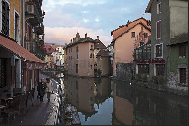 Thiou canal. It was once navigable, today is closed to navigation