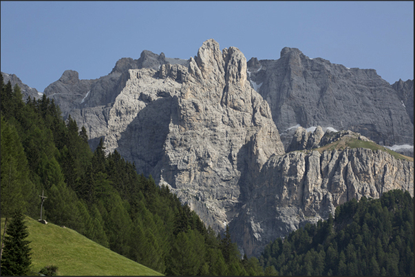 The mountains of the Sella group The mountains of the Sella group