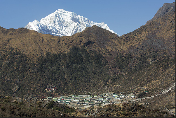 Khumjung and its monastery where it is kept, according to popular tradition, the skull of a Yeti the Abominable Snowman