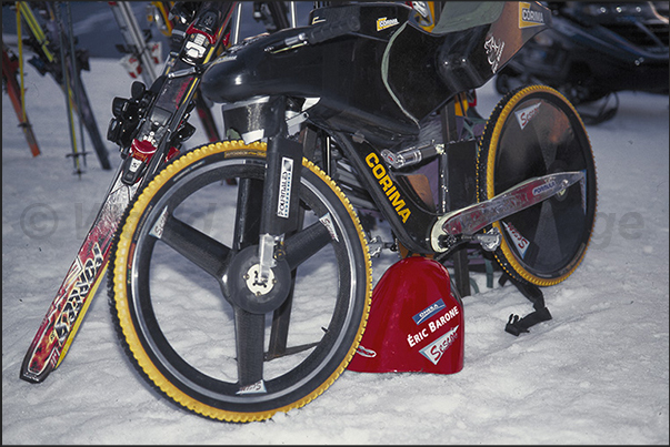 At the start, there are bicycles from futuristic forms many of which are prototypes