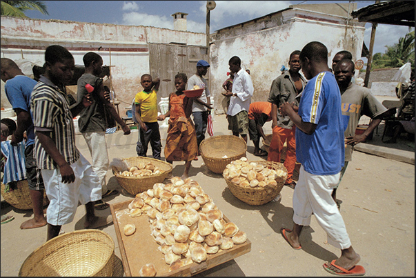 Freshly baked bread for sale on the streets of the city