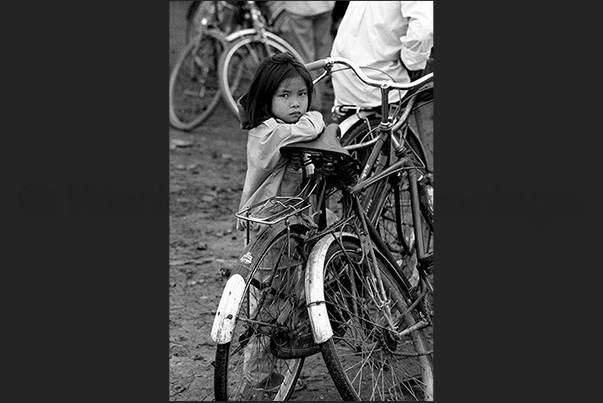 In the countryside near Hanoi, the bicycle is still one of the means of transport most used In the countryside near Hanoi, the bicycle is still one of the means of transport most used
